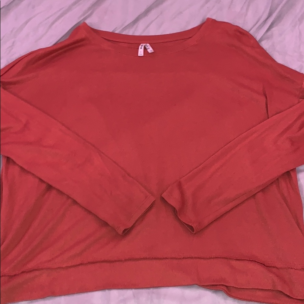 Long Sleeve w/ Back Detail